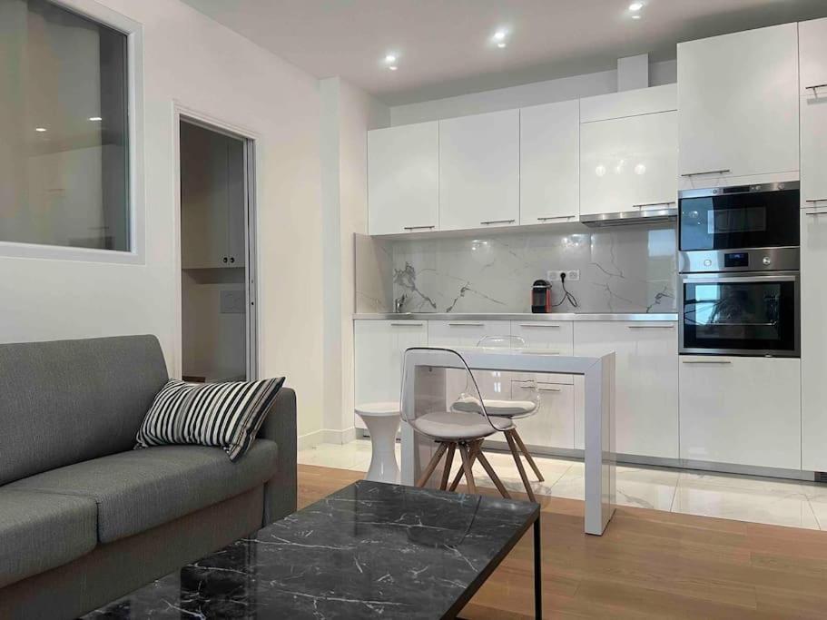 Luxury Appartment, Champs Elysees, Neuf ! Paris Extérieur photo