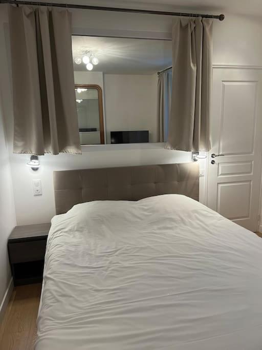 Luxury Appartment, Champs Elysees, Neuf ! Paris Extérieur photo