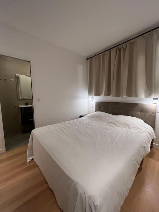 Luxury Appartment, Champs Elysees, Neuf ! Paris Extérieur photo